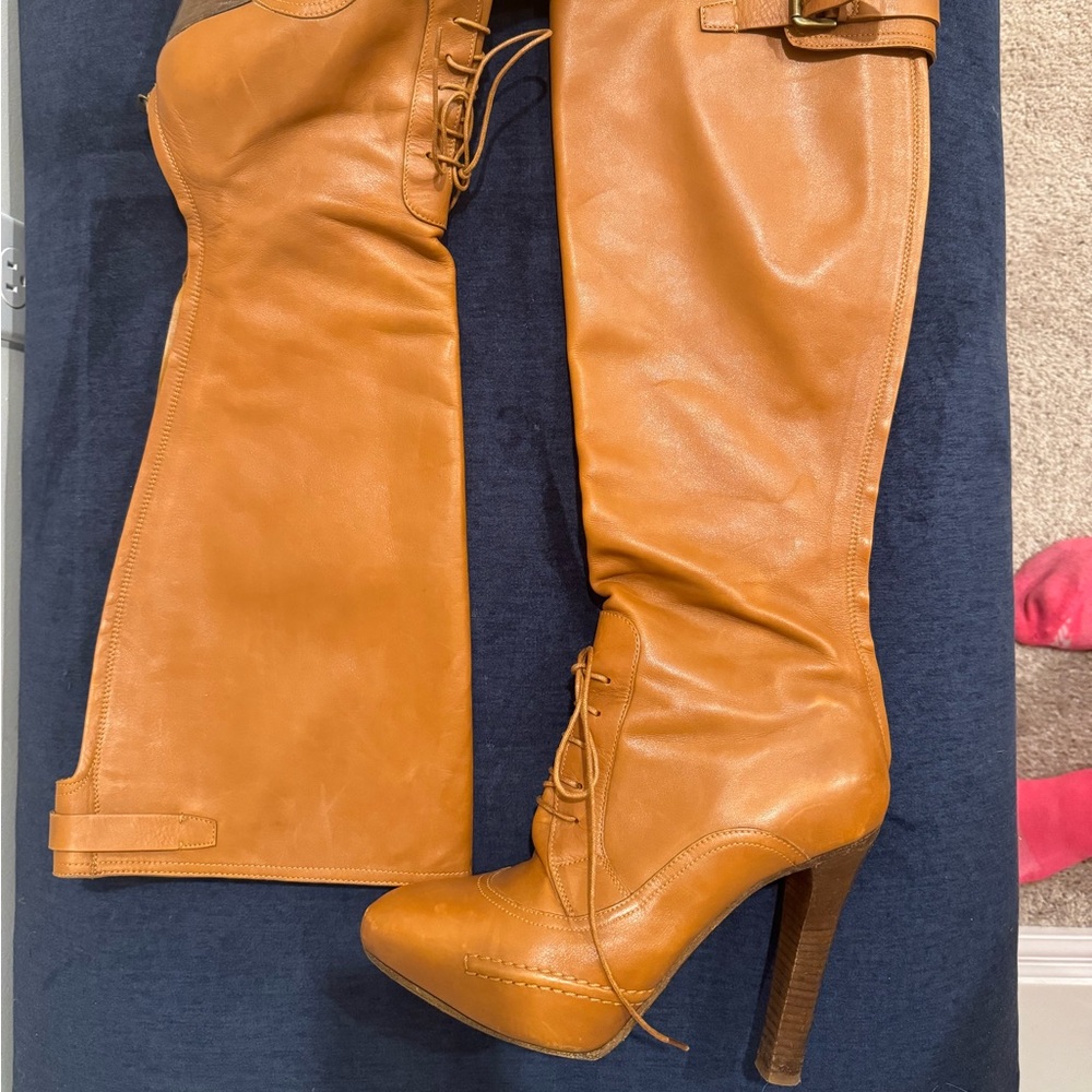 Ralph Laurel Hight Heels boots with natural leather.